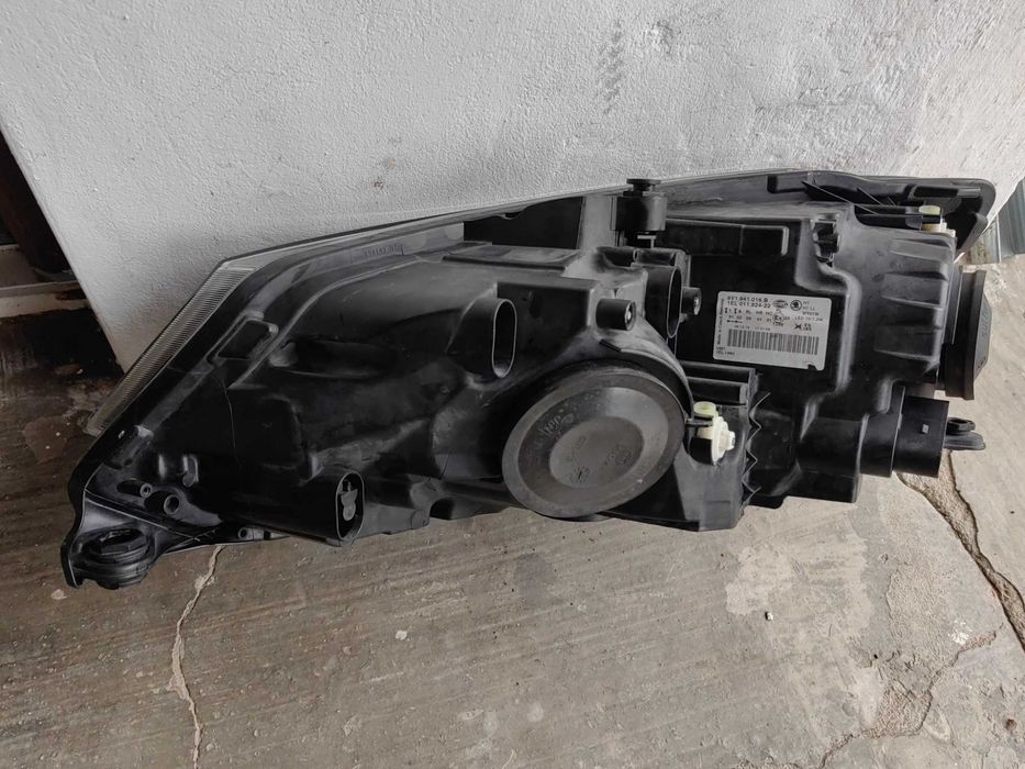 Фар Skoda Fabia LED десен / Фар Шкода Фабиа Оригинален