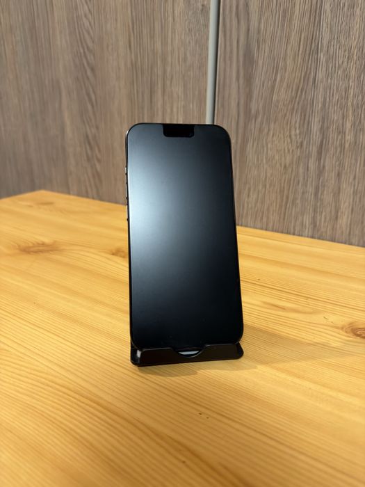 Apple iPhone 15 Pro 256GB Black Titanium + husa Spigen CADOU