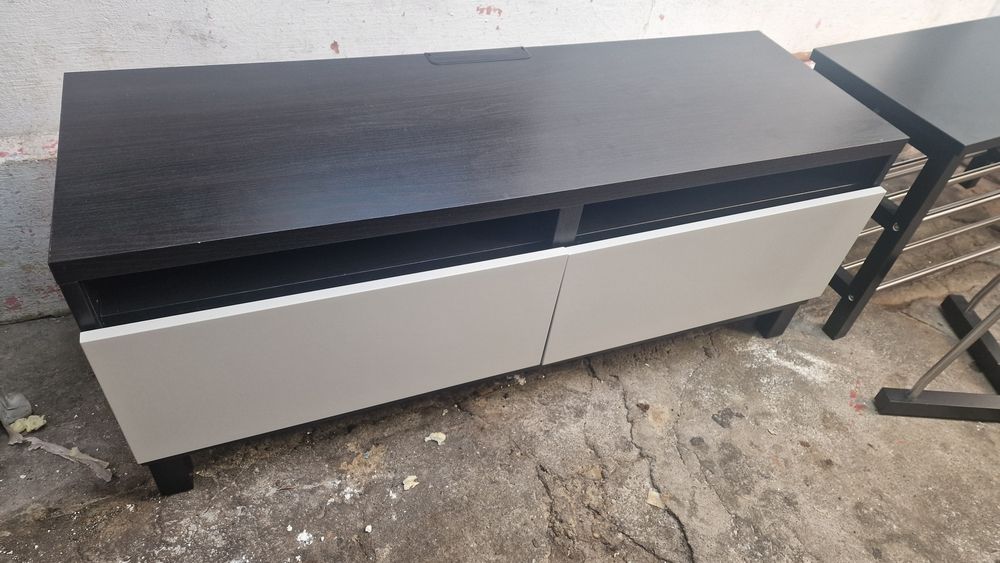 Comodă ikiea impecabilă