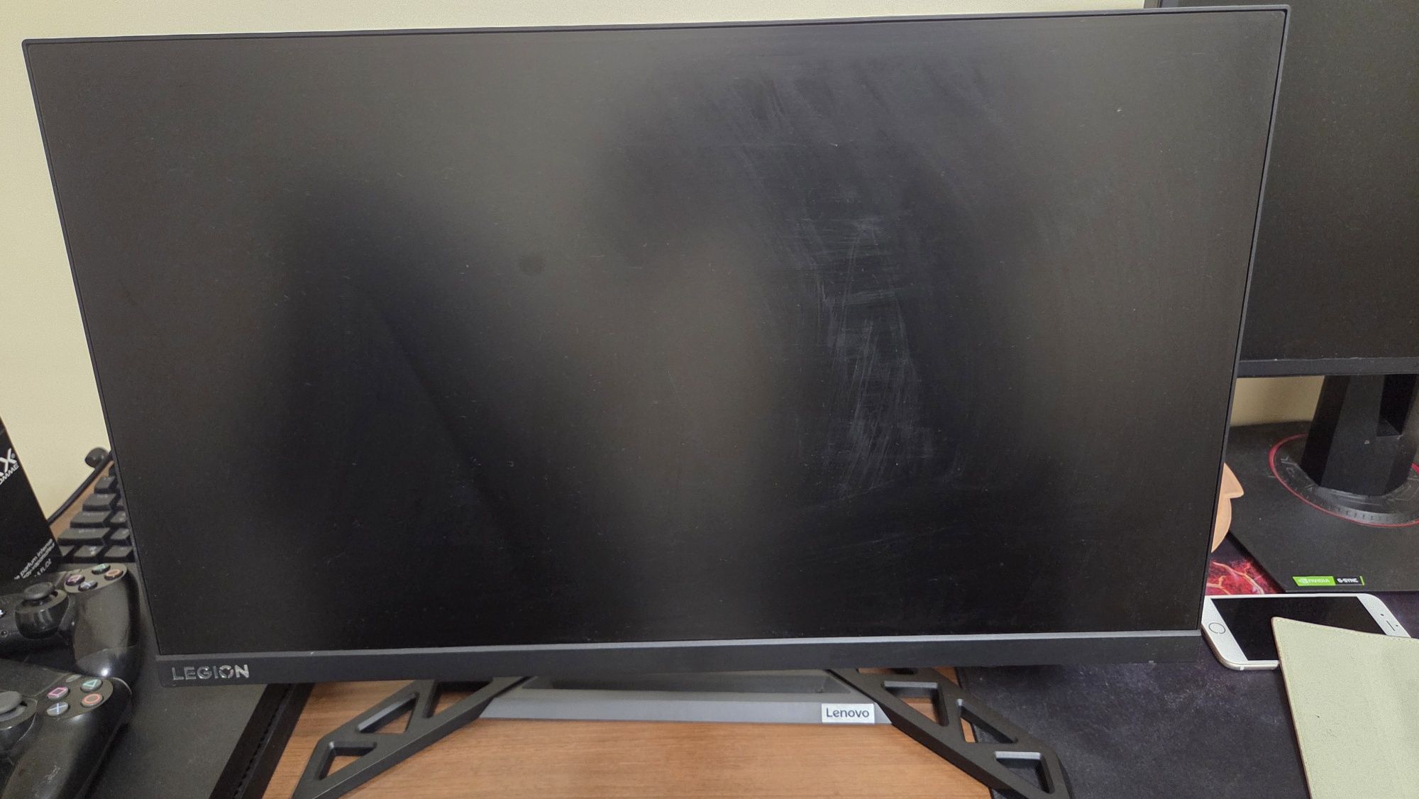 Монитор Lenovo 240hz