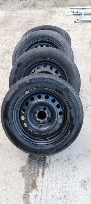 De vanzare Set cauciucuri Hankook 175/65R14
