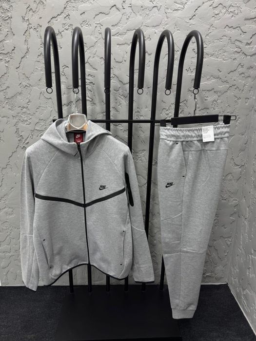 Nike комплект от две части