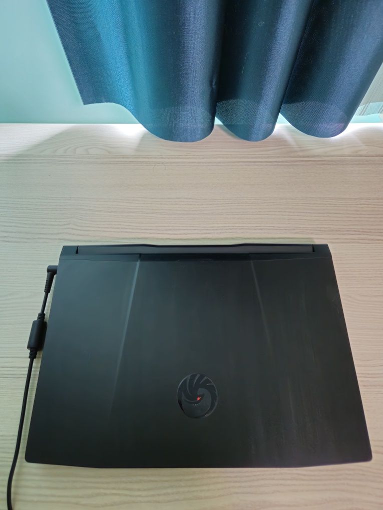 Лаптоп MSI Alpha 15 B5EEK