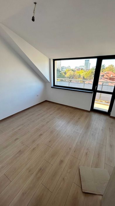 Продава се Тристаен апартамент в Пловдив, Кършияка - 105 кв.м за 1429 €/кв.м - Снимка #4