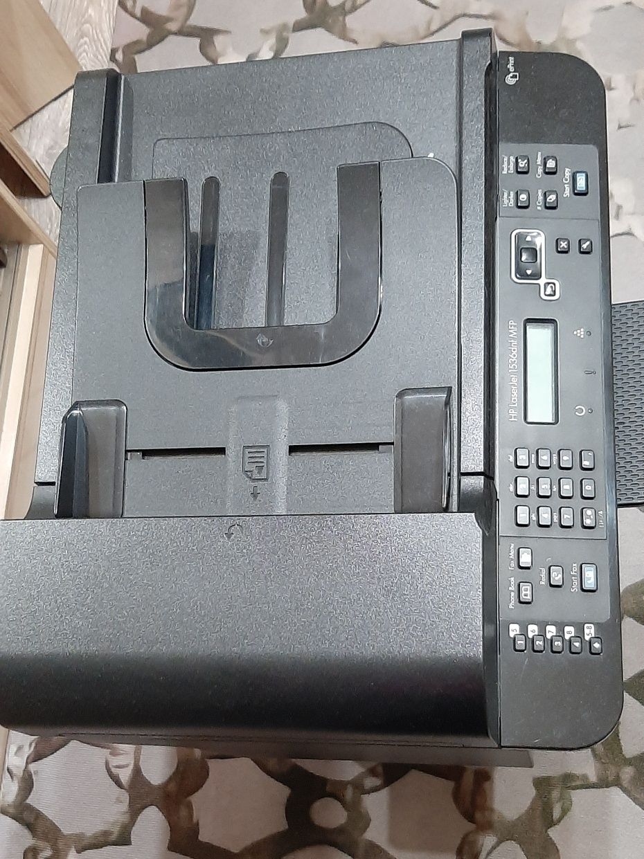 Продам МФУ HP 1536