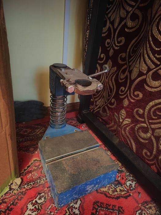 Стойка для дрели