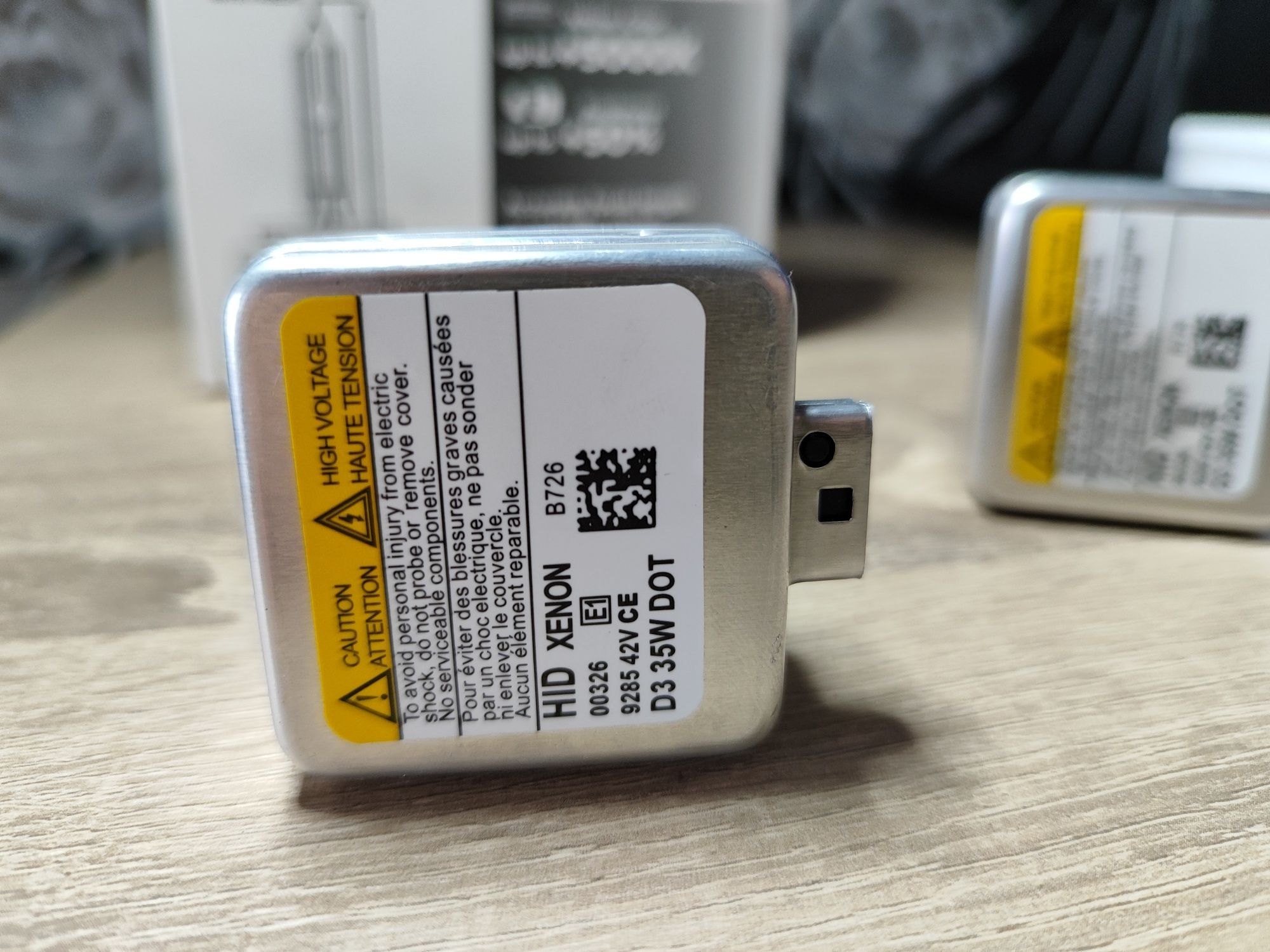 ПРОМО ! Wattstar Xenon 2 бр Ксенон крушки комплект / 4300 K !
