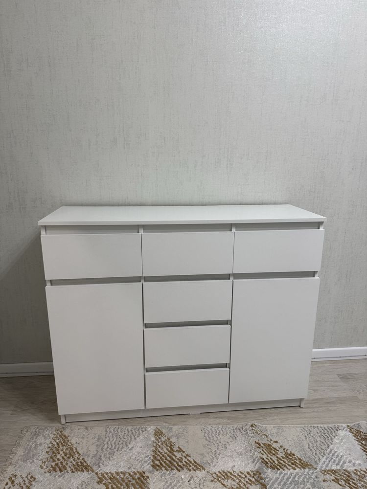 Комод почти новый
