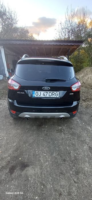 Ford Kuga Vând sau schimb