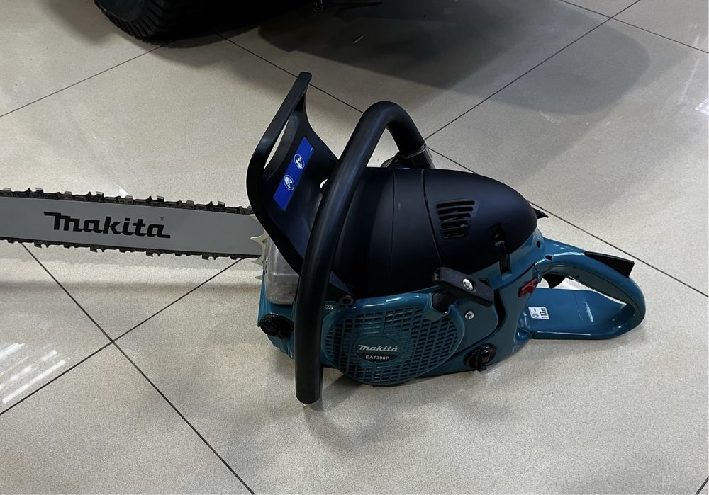 Motoferastrau Makita EA7300P