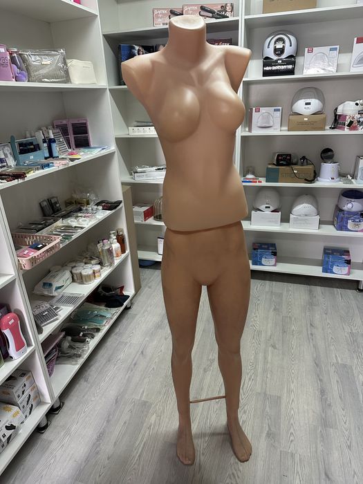 Продам манекен для одежды