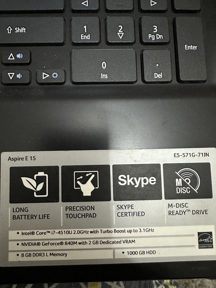 Ноутбук Aspire E15/Core i7/ 8GB ОЗУ/видеокарта 840M