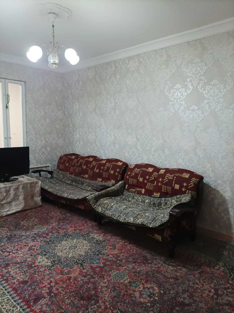 Аренда квартира. Кадышева. 1/4/4.