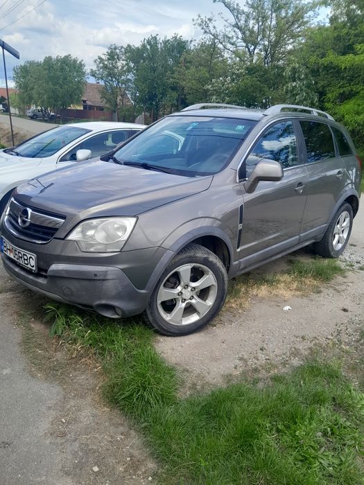 Vând Opel antara 4x4
