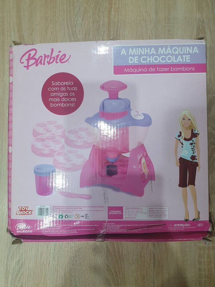 Joc Barbie - mini mașină de ciocolată