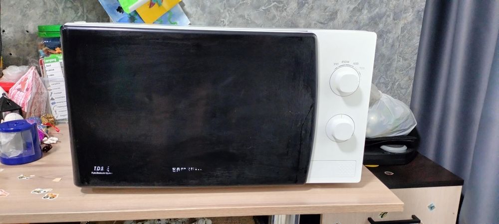 Продам микроволновку Самсунг