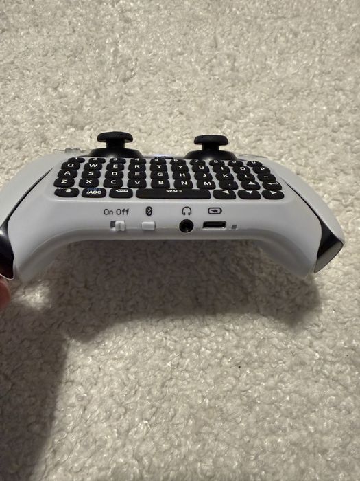 Tastatură controller PS5, produs nou.