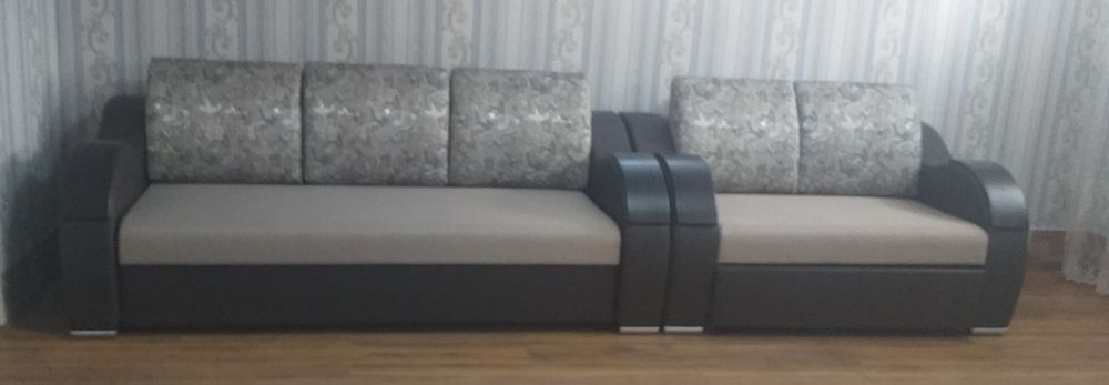 Продам два дивана