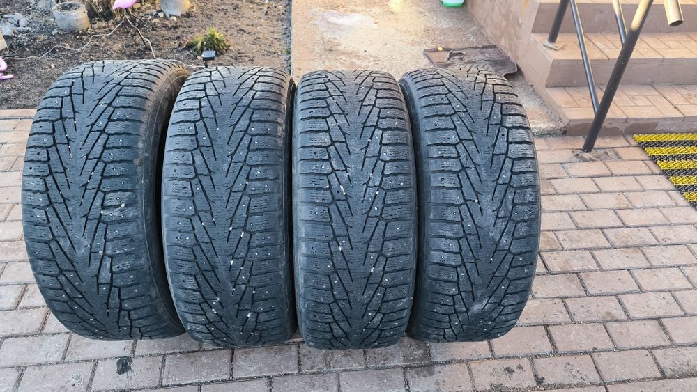 Резина нокиан, комплект r16