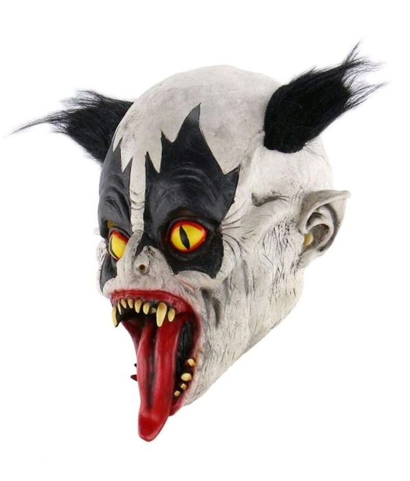 Нова латексова маска