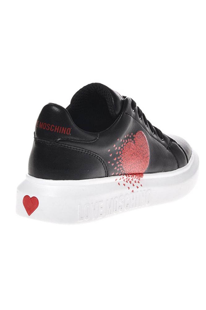 Оригинални дамски сникърси  Love Moschino