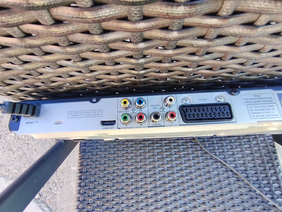Vând dvd player Philips