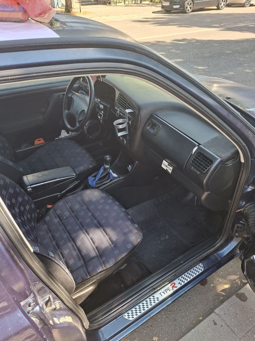 Vând golf 3 ,an de fabricație 1993, 1.8 benzină, in stare bună de func