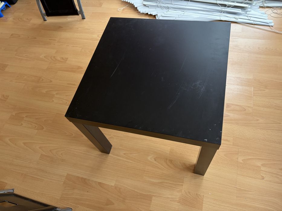 Диван с холна маса