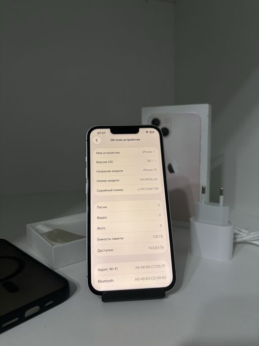 iPhone 13 в хорошем состоянии Айфон 13