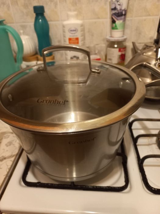 Кастрюль нержавеющая сталь Гренхель  Германия на 4 литра