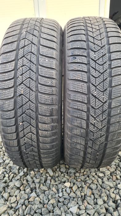 Vand anvelope iarna Pirelli SottoZero 3, 205.60 R17, 7mm !!