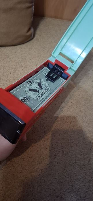 Pistol de bani falși Monopoly