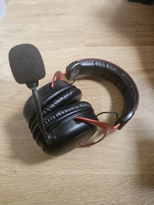 Căști HyperX Cloud Wireless