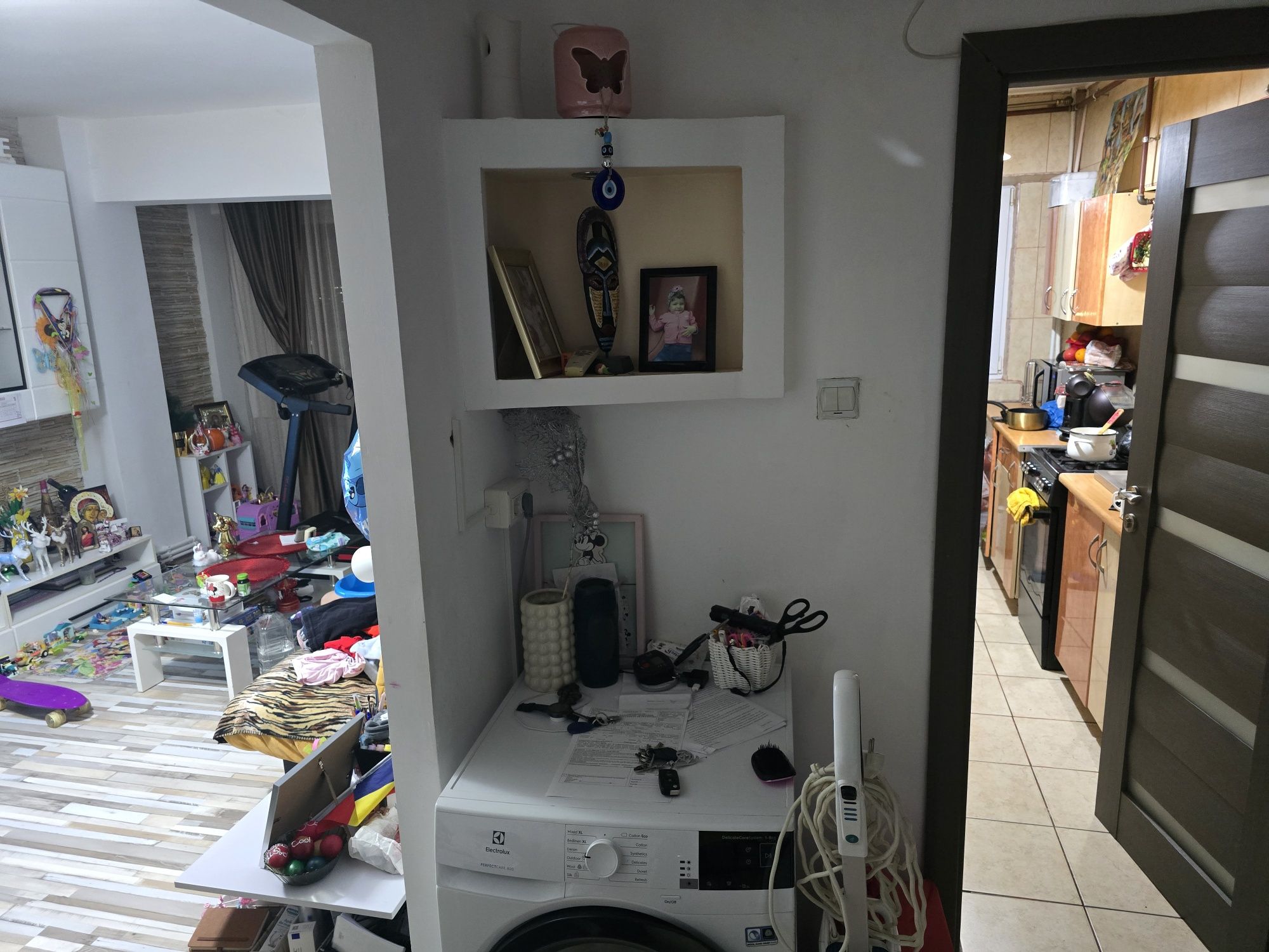 De vanzare apartament 3 camere
