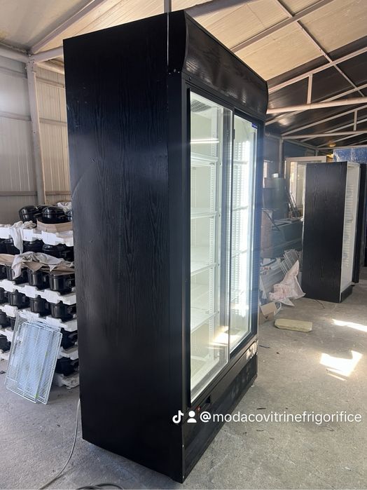 Vitrina frigorifica verticala cu usi glisante 125cm