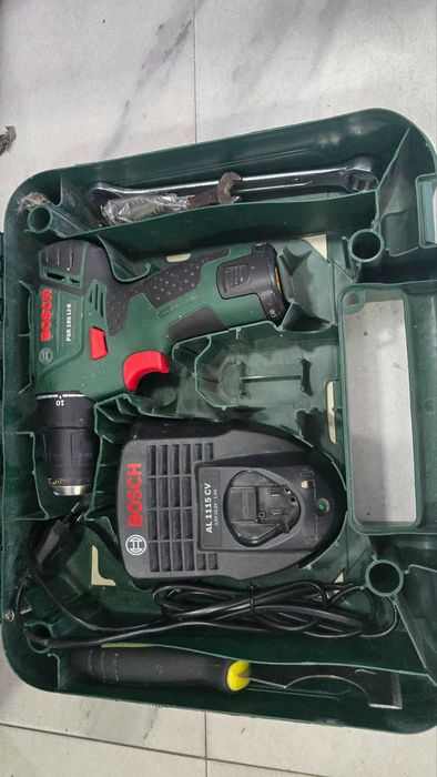 Акумулаторна бормашина Bosch "Easy" PSR 10.8 LI-6