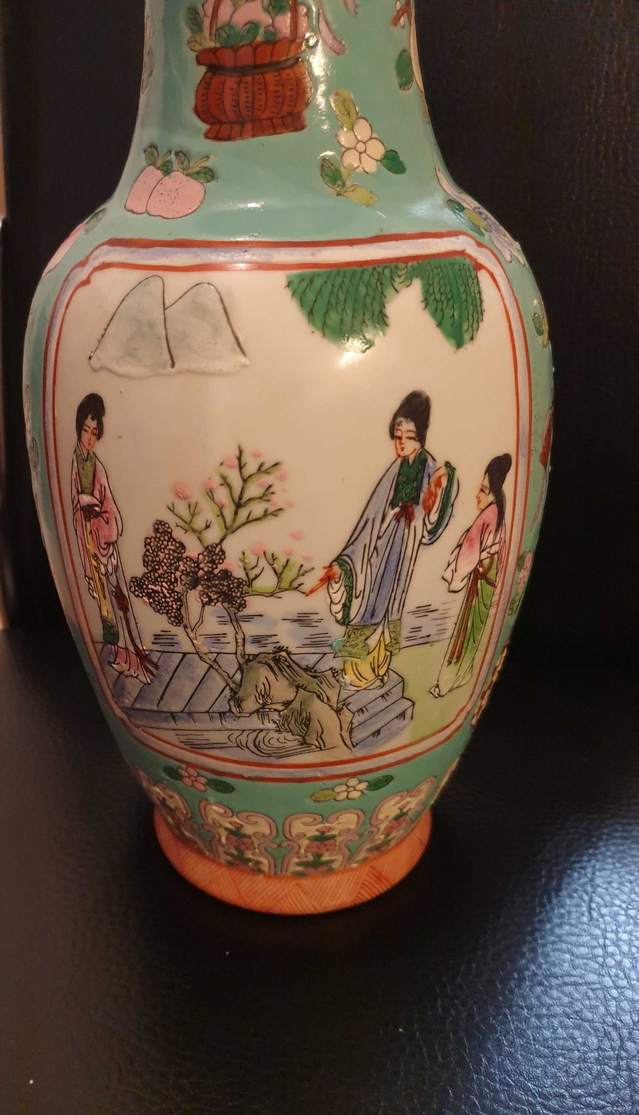 Китайска ваза уникат