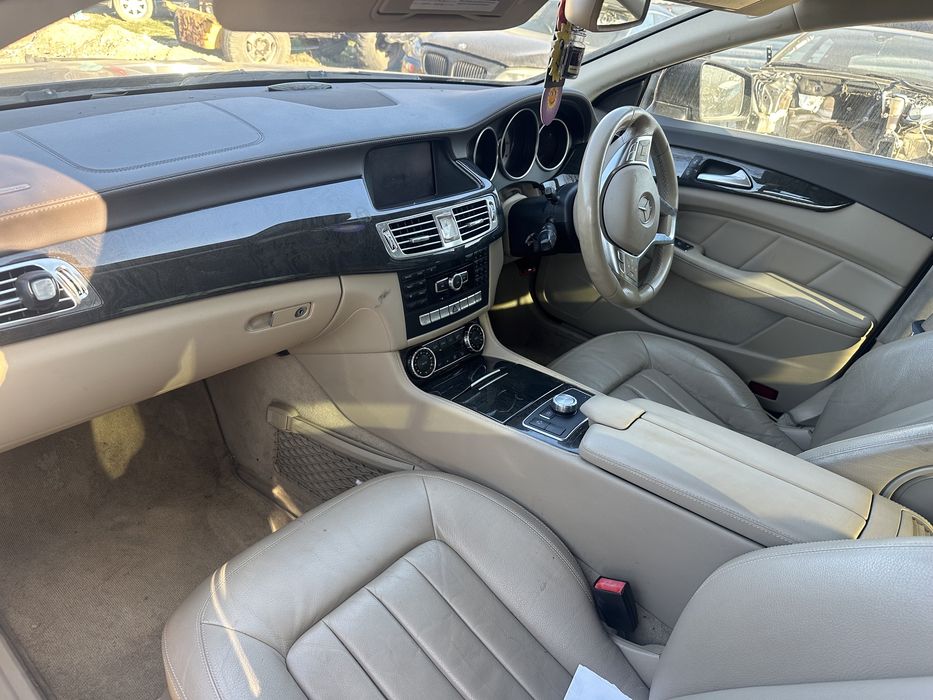 Mercedes CLS w218 2013 amg bara fata completa motor cutie usa aripa