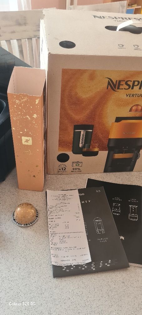 Кафе машина Nespreso verto pop