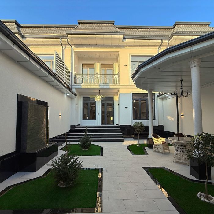 3 соток 8 хона ЕВРО ХОВЛИ сотилади!