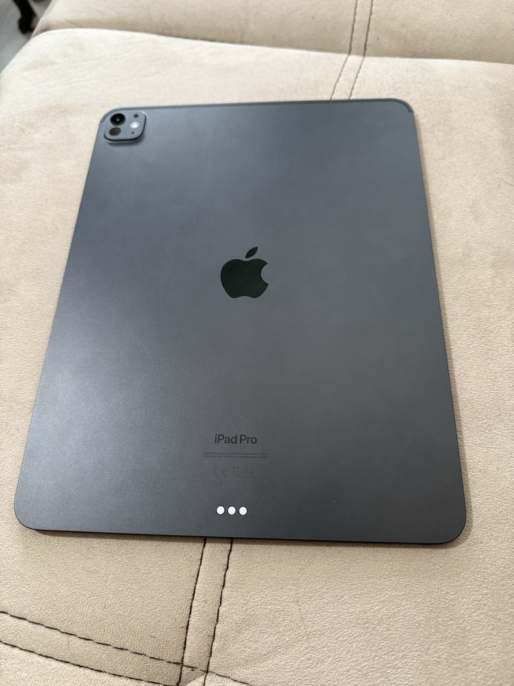Ipad Pro 13 M4 256GB Неразличим от НОВ!