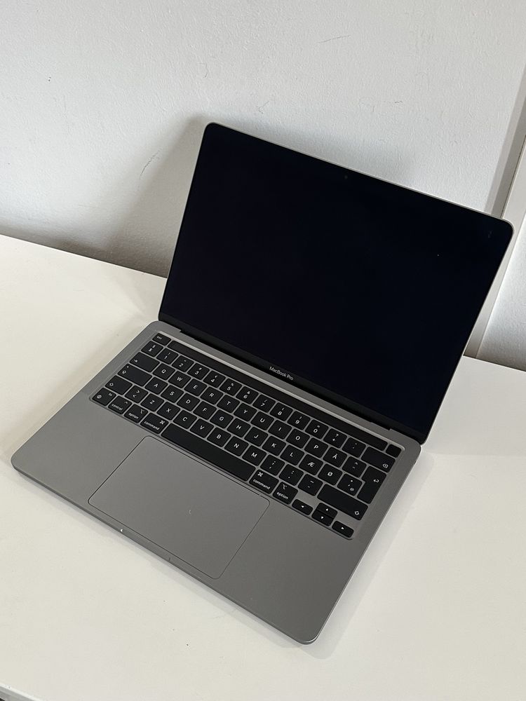 Macbook Pro 13 Retina 2022 !! M2!! Piese!! Defect!!