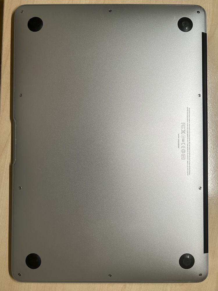 Macbook air mid 2011 13 inch Intel I7