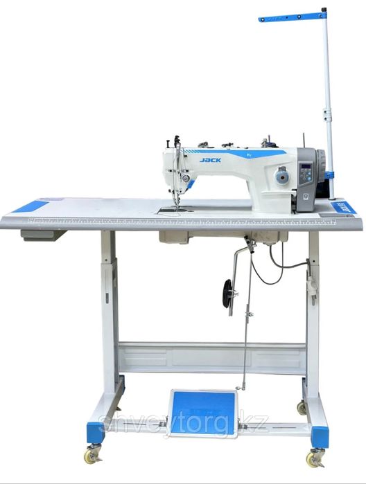 Продается швейная машинка марки jack