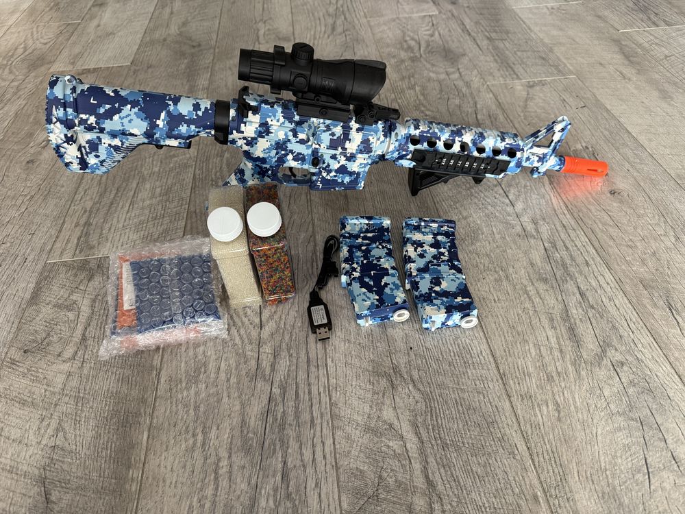 Pistol cu bile de gel automat