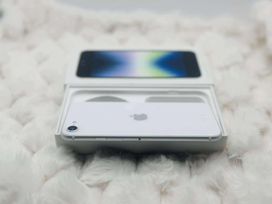 Vand / Schimb IPhone SE 2020