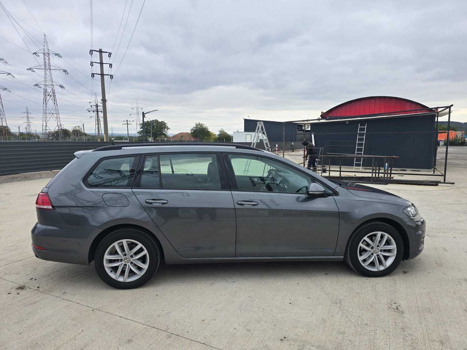 VW Golf 7 1.6 TDI Confort-Line