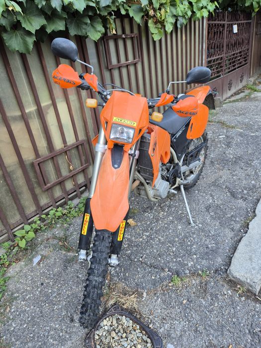 KTM EXC 250 racing