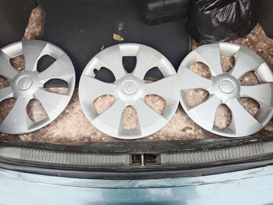 Продам калпак на Шевроле 3 штук хорошем состоянии оригинал