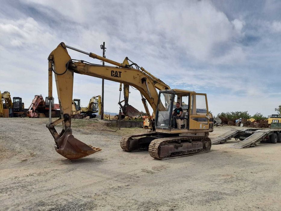 Brat excavator pe senile Caterpillar 317 piese